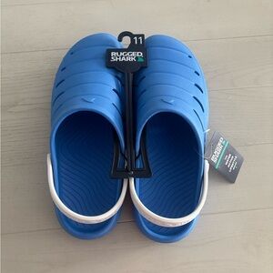 NWT Rugged Shark men’s 11 sandals